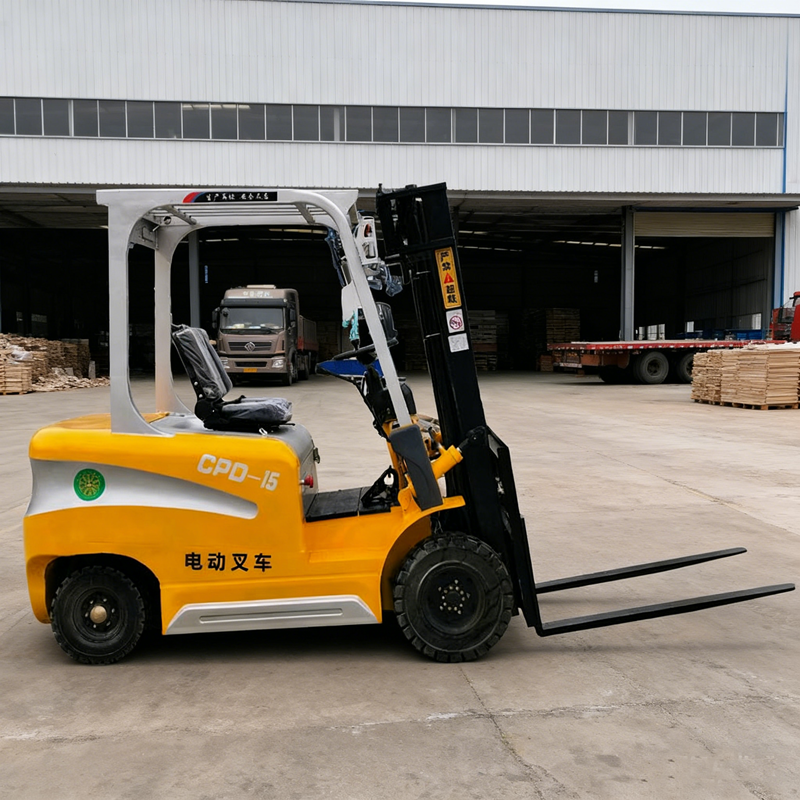CPD-15  Electric forklift